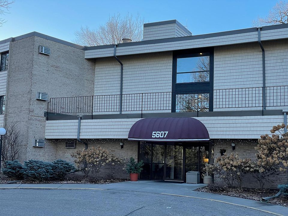 1st image of 5607 Green Circle Dr APT 301