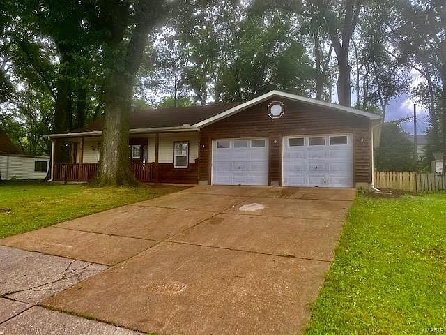 1st image of 3582 Gordon Ave