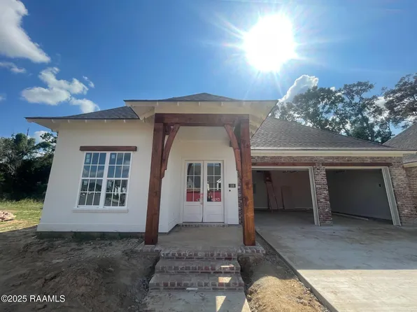 106 Manor House Ln, Lafayette, LA 70507