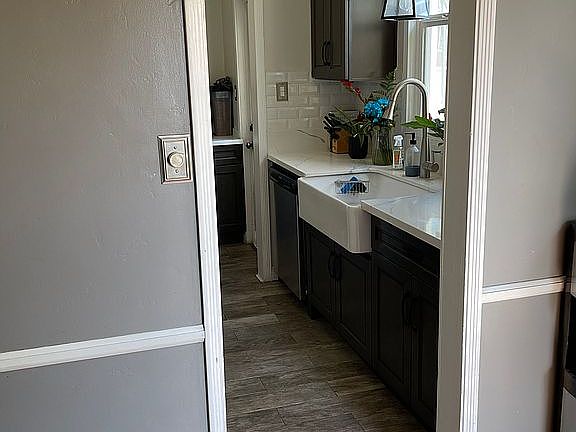 5th image of 509 E Rosewood Ct