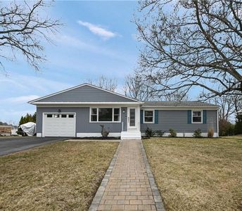 6 Wade Dr, Smithfield, RI, 02828