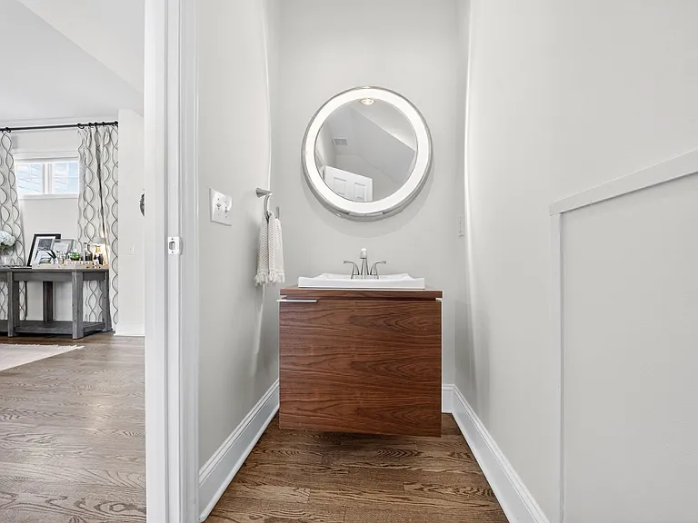 604 Scales Towne Ct — Photo 10