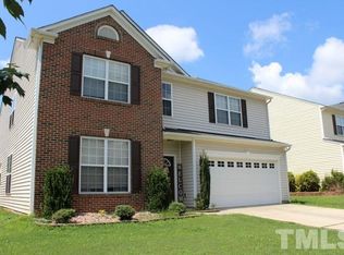 152 Smith Rock Dr, Holly Springs, NC 27540
