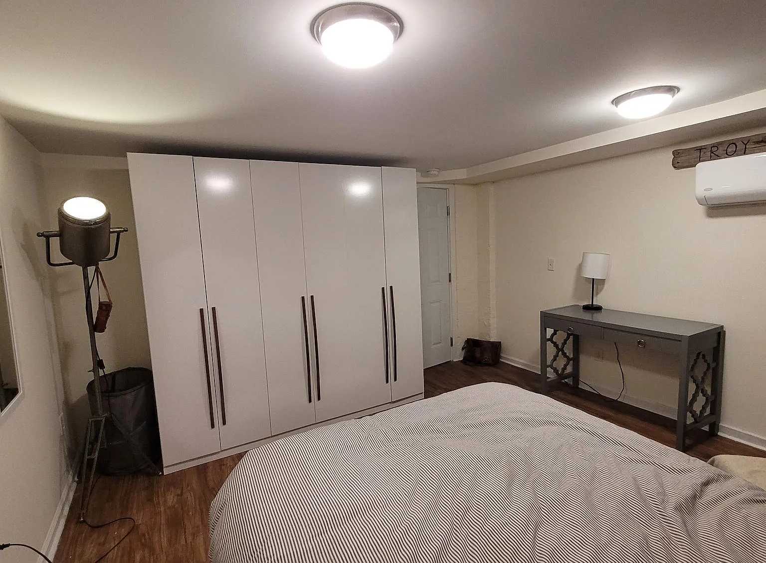240 2nd Street - Duplex — Photo 3
