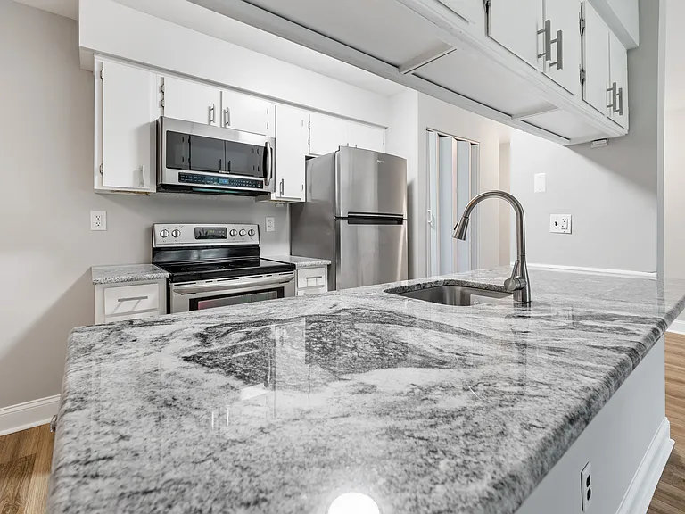 111 Aimwick Ct — Photo 9