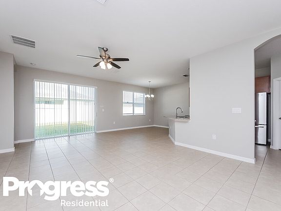 4th image of 3017 Madelia Ln