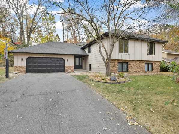 10025 Amsden Way, Eden Prairie, MN 55347