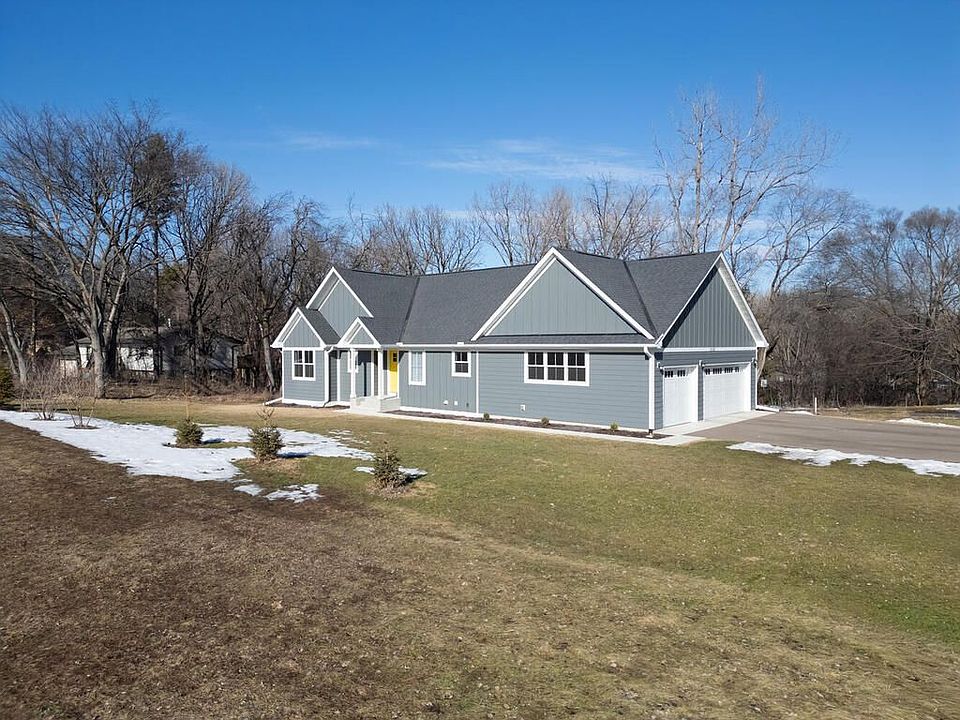 1st image of 15110 Eileen Cir