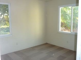 803 N Broadway Ave, Stockton, CA