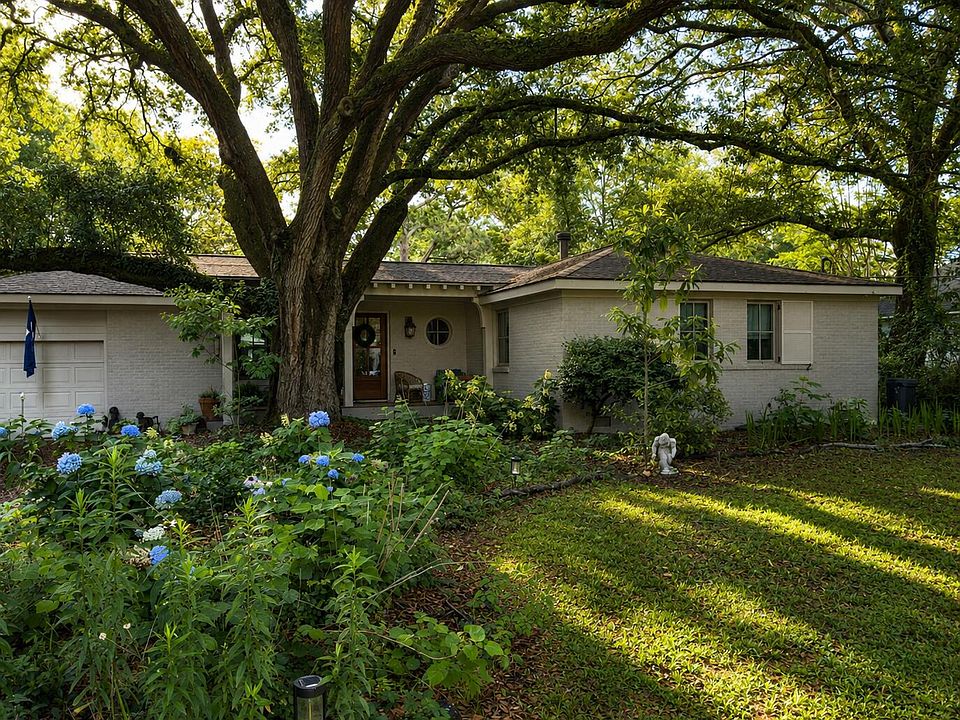 1st image of 971 Cliffwood Dr
