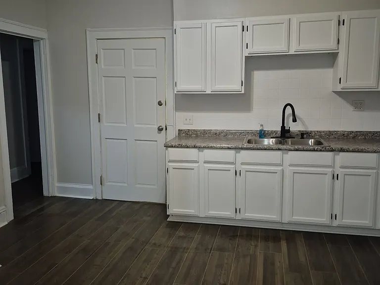 3741 E 118th St #1 — Photo 5