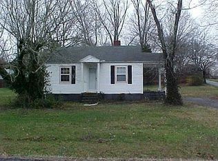 6102 Moore Rd, Knoxville, TN 37920