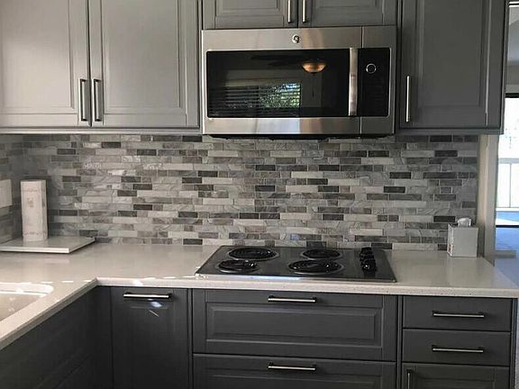 5th image of 8376 Riesling Way #8376