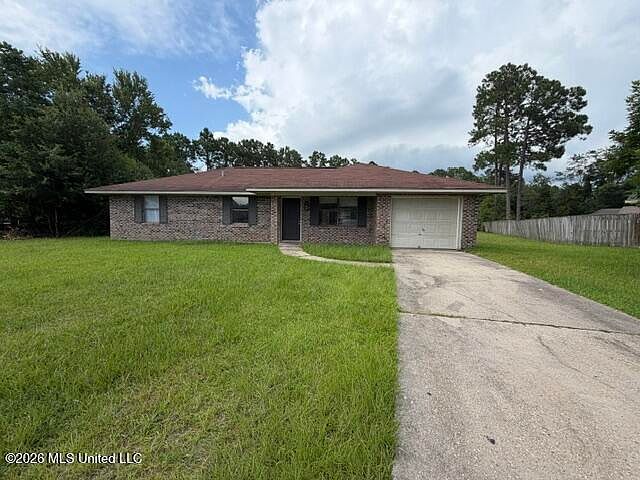 1st image of 115 Cora Cir