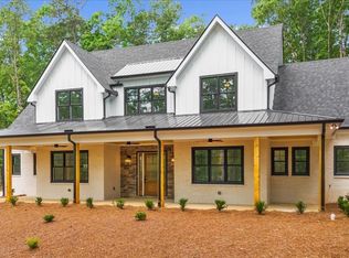 225 Laurel Place Dr, Cornelia, GA 30531