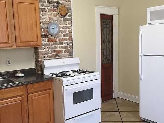 4th image of 5033 Magnolia St