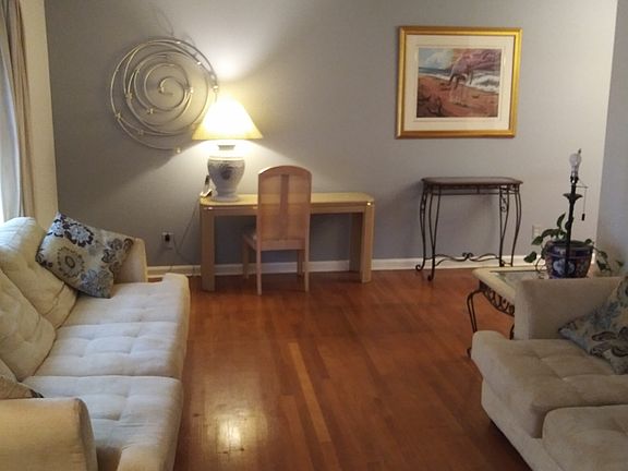 Living - Hardwood floors