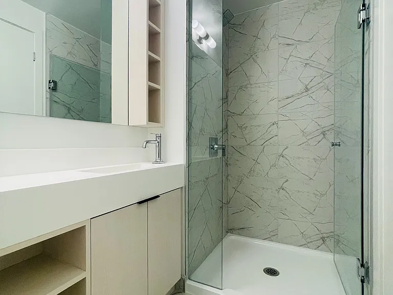 252 Church St #811 — Photo 9
