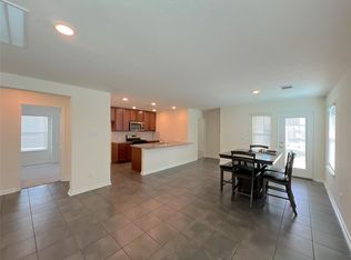 7111 Escondido Dr, Rosharon, TX 77583