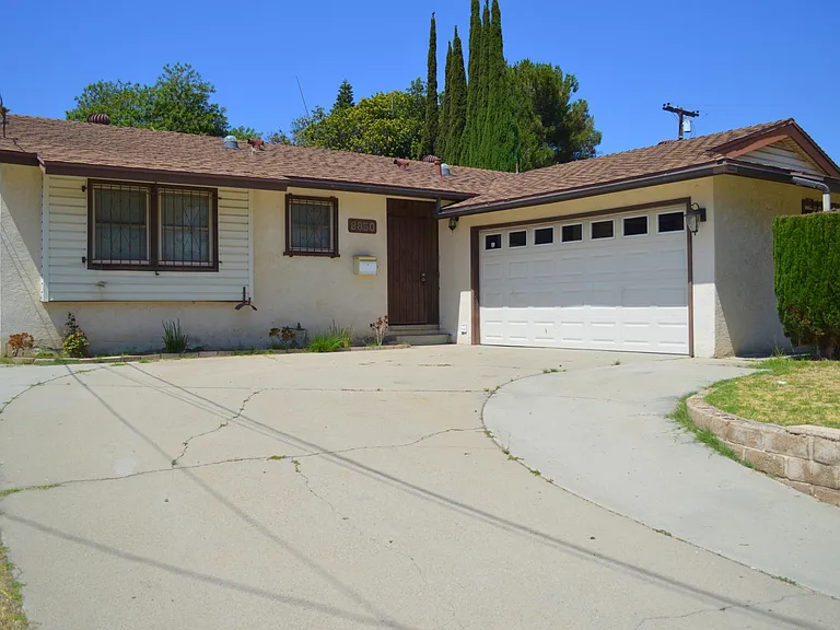 8850 Orville St — Photo 2