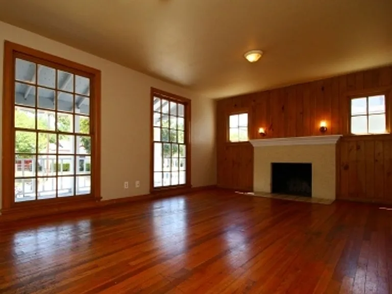3600 Kell St — Photo 1