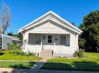 101 S Churchill St, Palisade, NE 69040