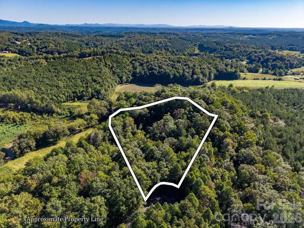 0 S Cross Creek Trl #17, Mill Spring, NC 28756