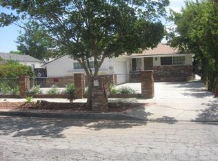 6924 Remmet Ave, Canoga Park, CA 91303