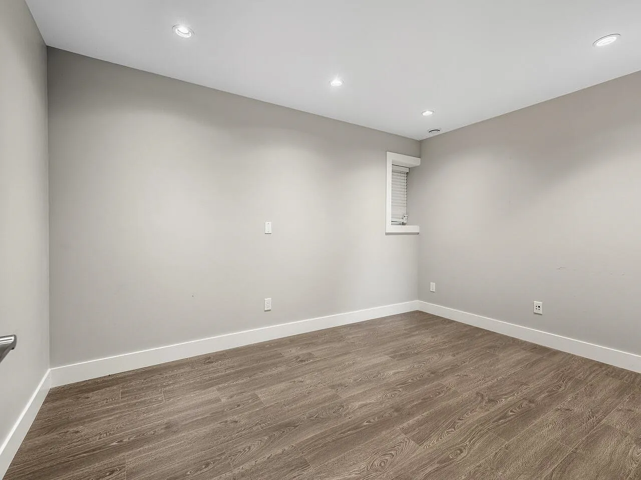 2 bed, 898 sqft, $2,200 — Photo 4