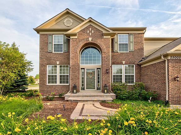 4th image of 25005 Canterbury Ct