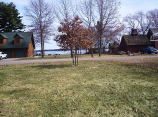 6411 Hydro Ln, Chippewa Falls, WI 54729