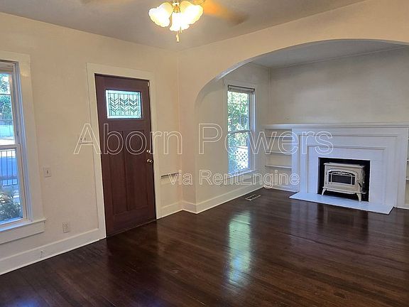 4th image of 582 Canal St
