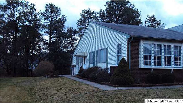 2nd image of 20 Maplewood Drive #A