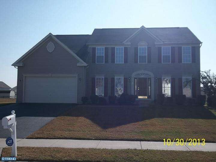 1st image of 47 Cantwell Dr