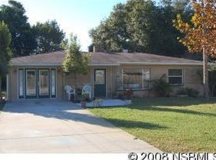 205 8th St, New Smyrna Beach, FL 32168