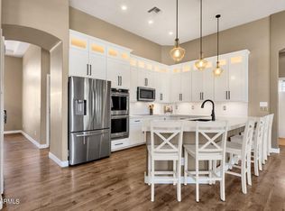 2512 E Arrowhead Trl, Gilbert, AZ 85297