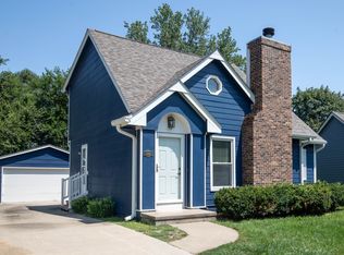 5001 Tamara Ln, West Des Moines, IA 50265