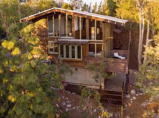 588 Tamarac Dr, Pasadena, CA 91105