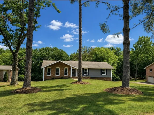 613 Oakwood Ter, Mount Juliet, TN 37122