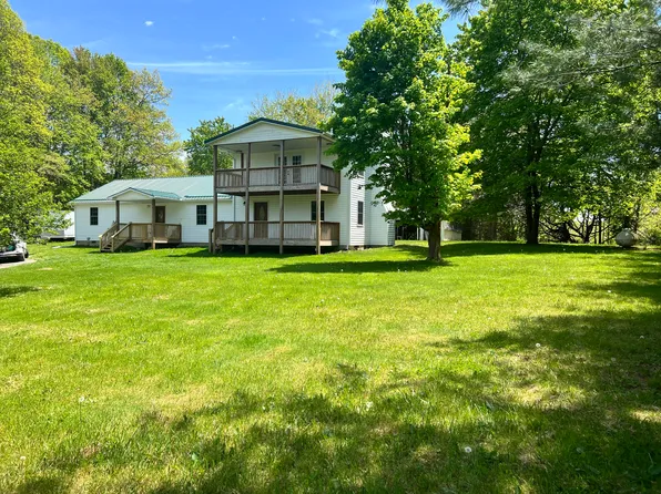 218 Coral St, Canvas, WV 26662