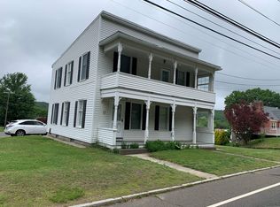 812 S Main St, Seymour, CT 06483
