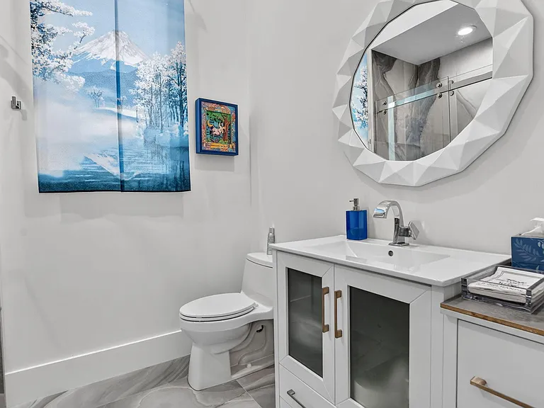7843 Villa D Este Way — Photo 35