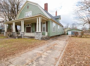 912 Frisco St, Monett, MO 65708