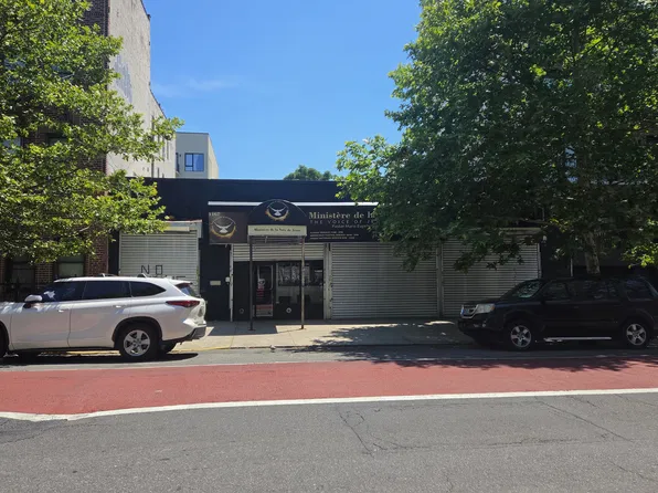1167 Rogers Avenue image 1 of 6