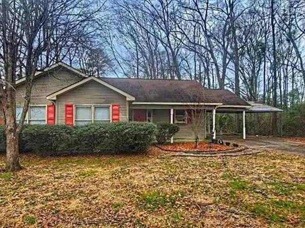 106 Lee Road 552, Smiths Station, AL 36877