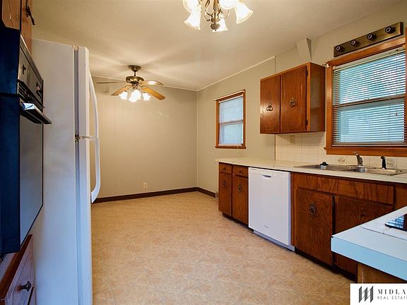 4th image of 3406 Cherry Ln