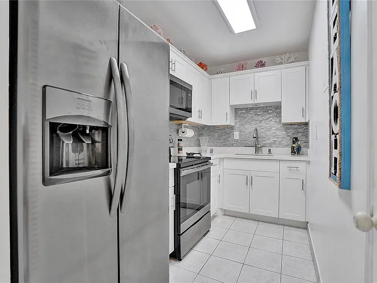 720 Orton Ave #404 — Photo 20