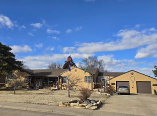 649 E 2nd St, Russell, KS 67665