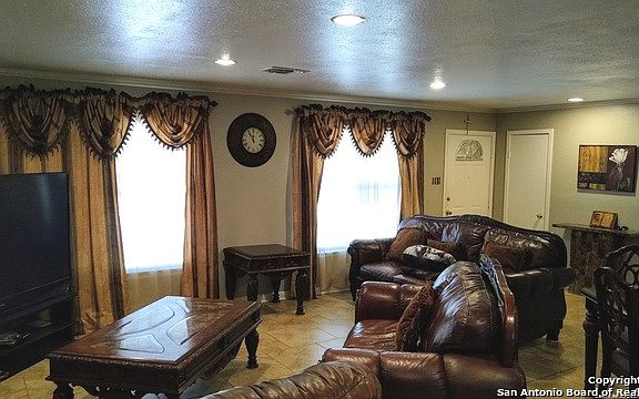 5th image of 5706 Stonybrook Dr