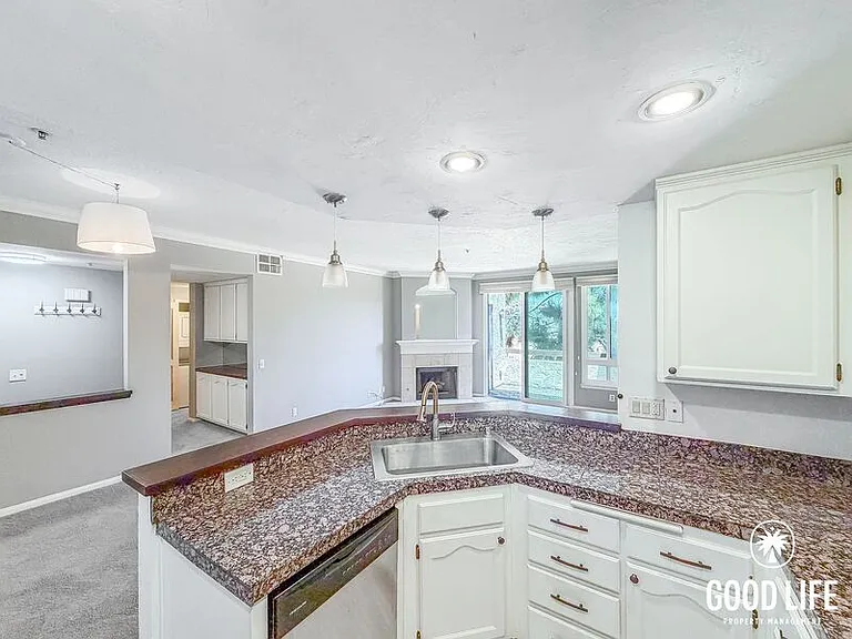 5895 Friars Rd #5405 — Photo 5